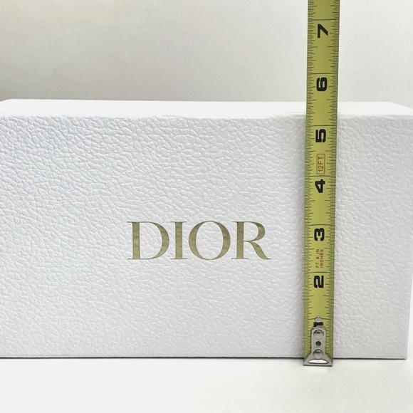 Christian Dior Gift Box Empty Gift Box 9" x 6" x 4.5" + Original Parcel Box NEW - Picture 4 of 5